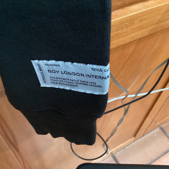 Unisex boy London , sweater ,size M, black color and brand new - Picture 5 of 5